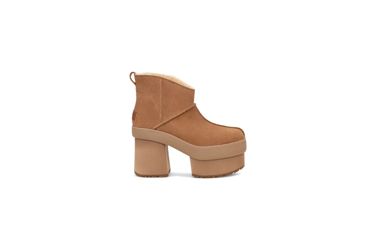 NewJeans Hanni UGG Platform BEAMS Pufer Jacket