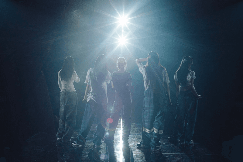 NewJeans contract ADOR HYBE k-pop