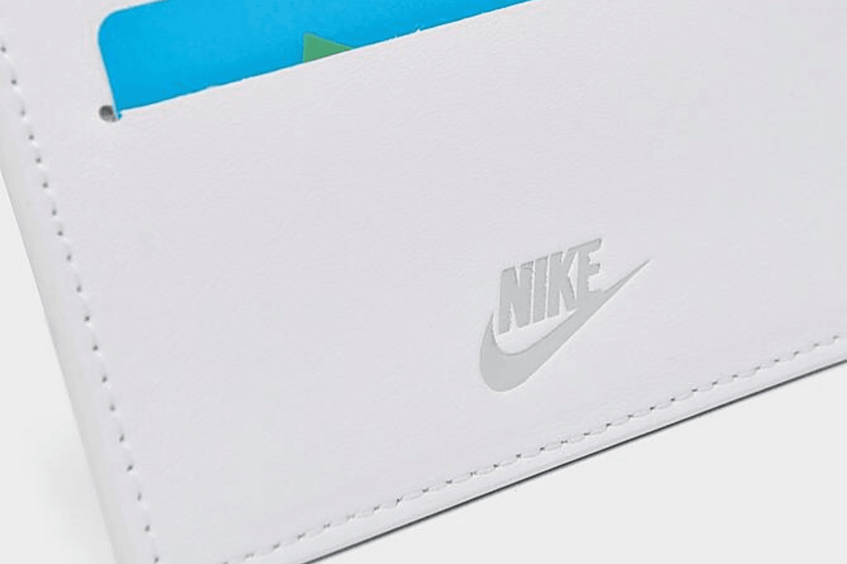 Nike Air Force 1 Card Wallet White Metallic Silver