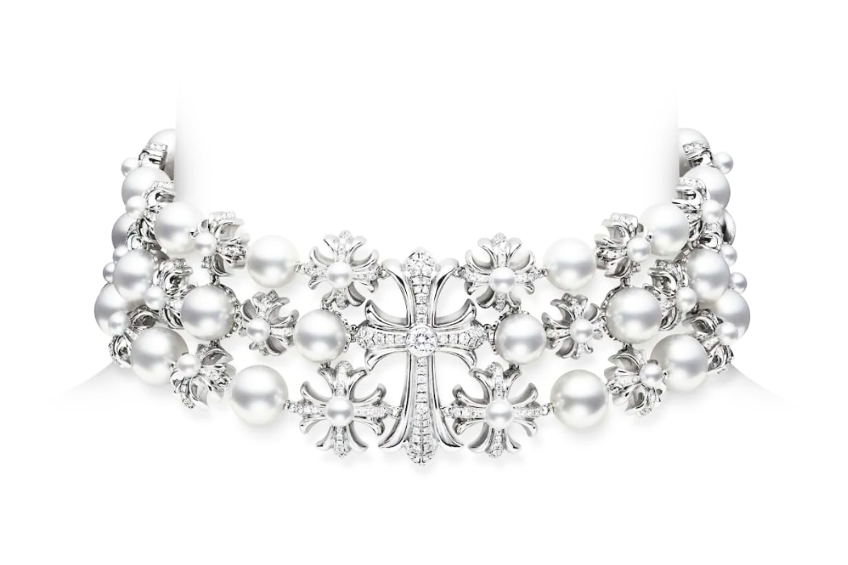 夢幻聯乘!頂級珠寶品牌 Mikimoto 與 Chrome Hearts 驚喜合作,釋出優雅及酷感並存的配飾系列
