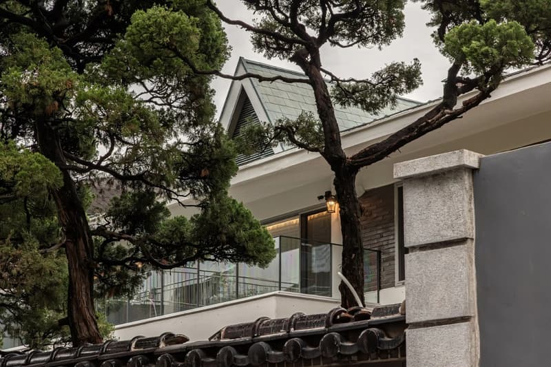 Starbucks Korea Jangchung Lounge R open info