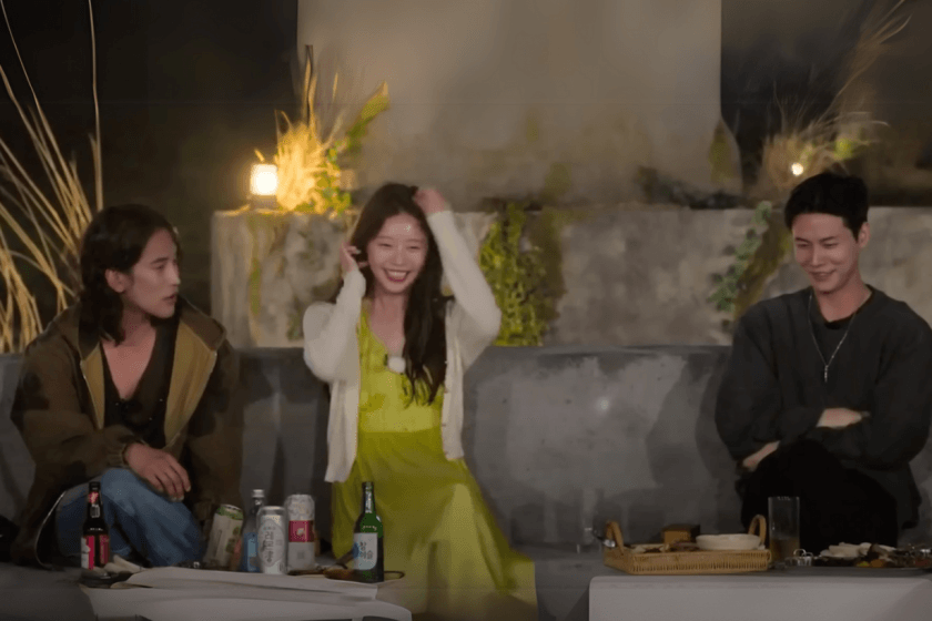 《單身即地獄4》熱烈討論話題:女生為追愛搞排擠小團體?一個營火晚會讓人看清楚許多人的真面目...