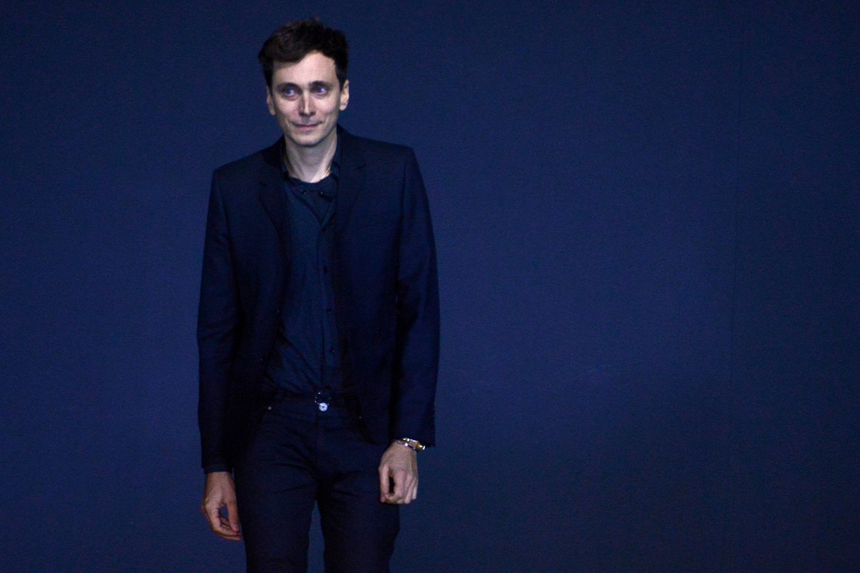 hedi slimane gucci creative director possibility kering