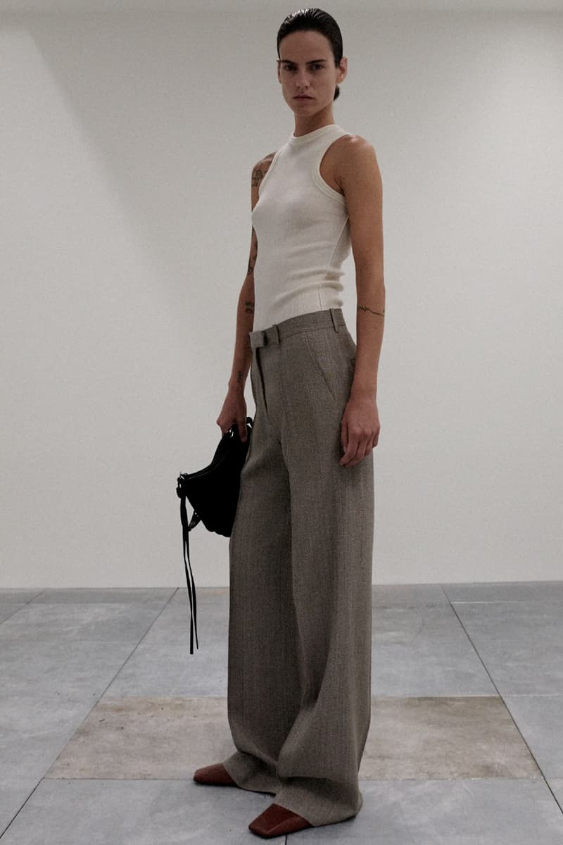 Phoebe Philo 全新系列「B」:總是懂女人愛的慵懶時髦,第一波才上架就開始斷碼!