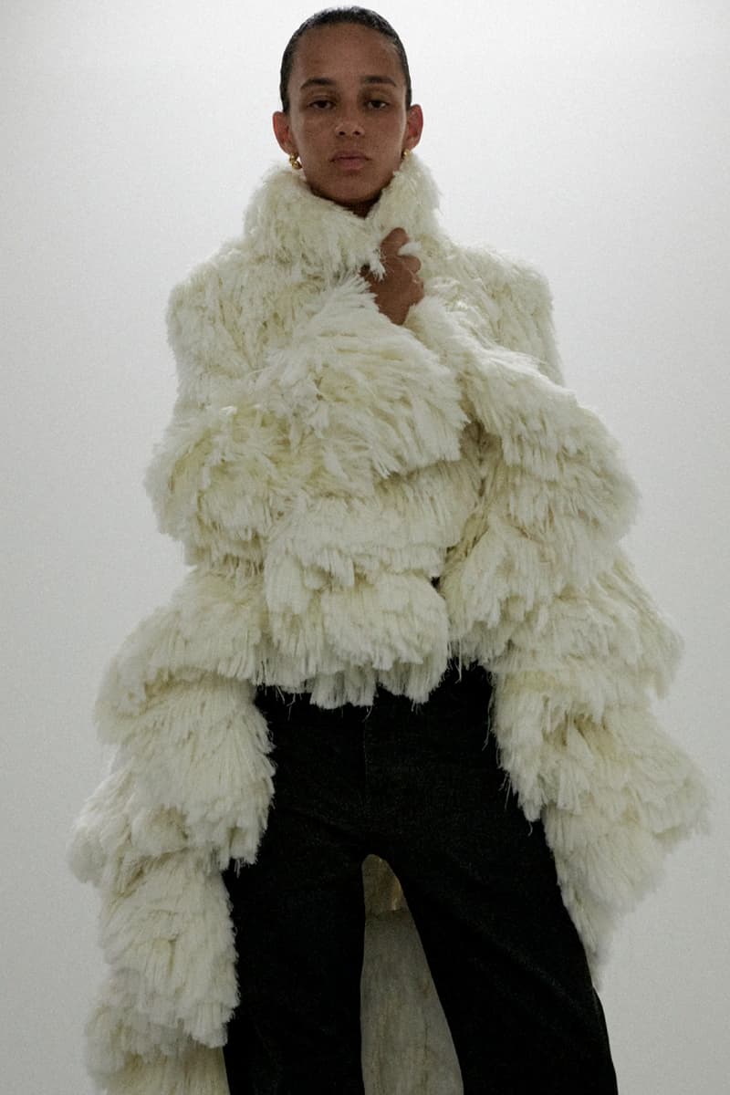 Phoebe Philo 全新系列「B」:總是懂女人愛的慵懶時髦,第一波才上架就開始斷碼!