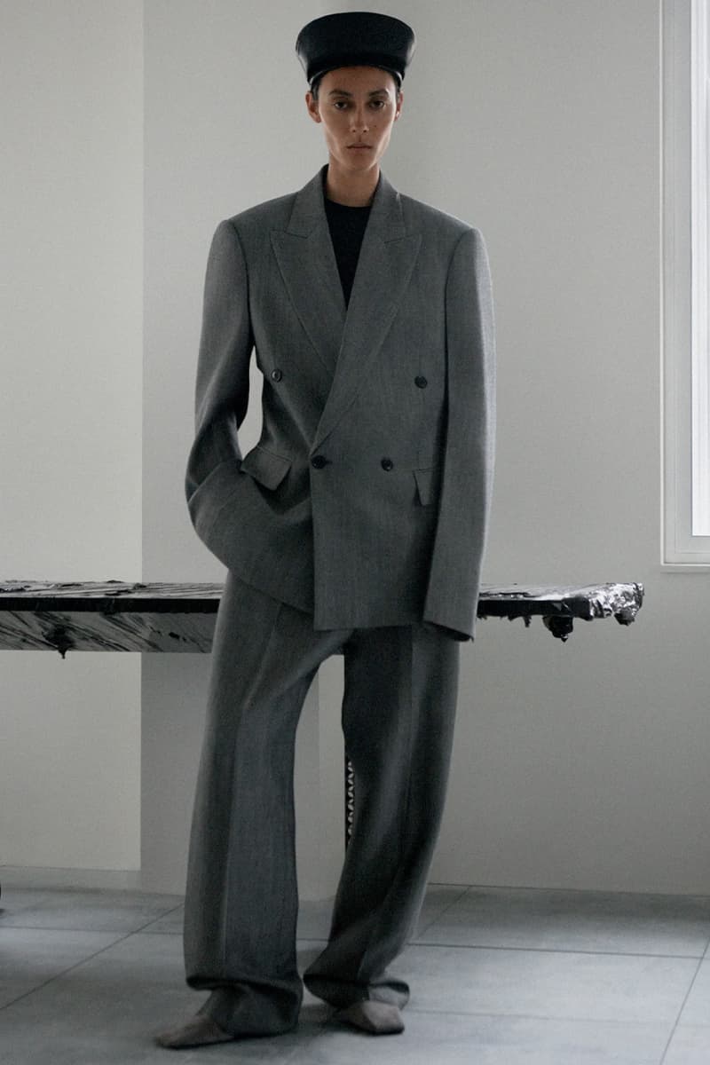 Phoebe Philo 全新系列「B」:總是懂女人愛的慵懶時髦,第一波才上架就開始斷碼!