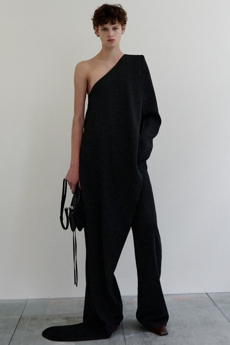 Phoebe Philo 全新系列「B」:總是懂女人愛的慵懶時髦,第一波才上架就開始斷碼!