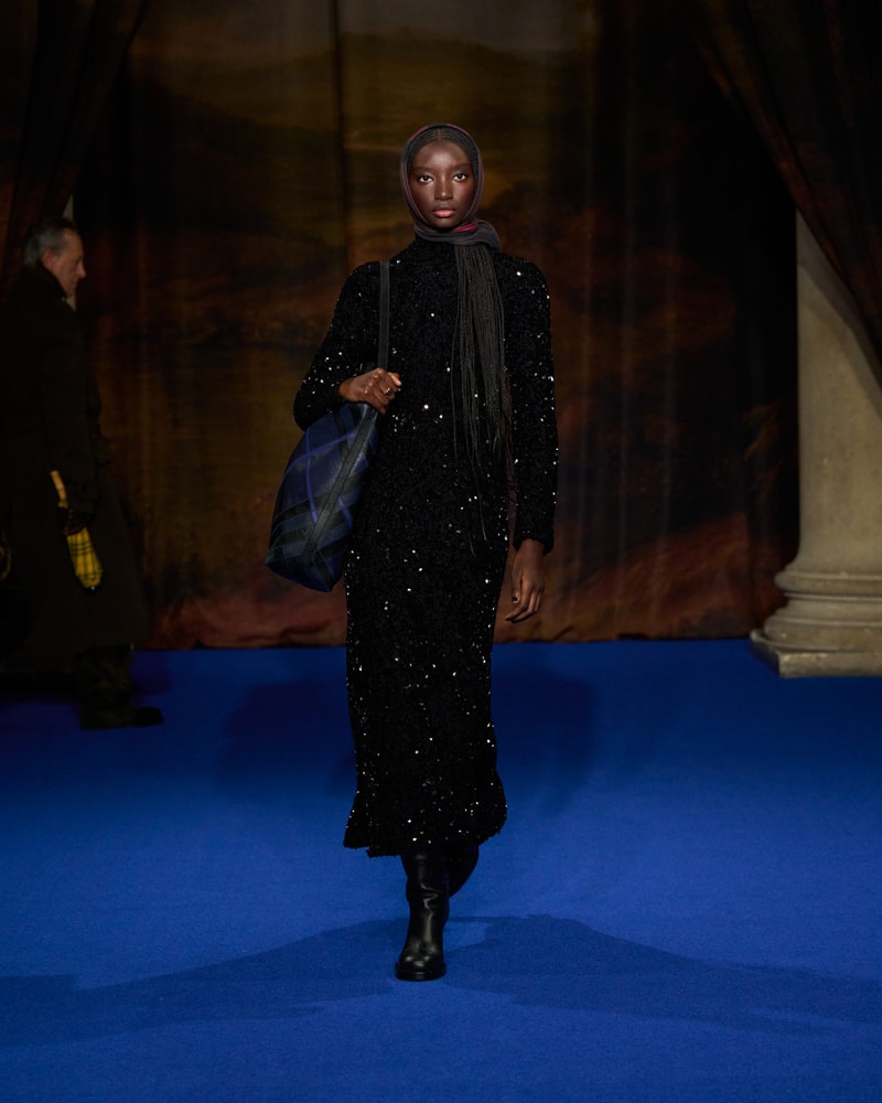 Burberry 2025 fall winter nyfw new york show runway online
