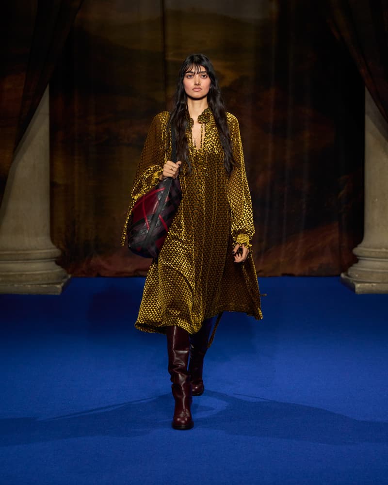 Burberry 2025 fall winter nyfw new york show runway online