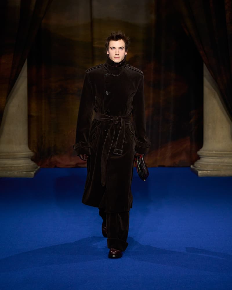 Burberry 2025 fall winter nyfw new york show runway online