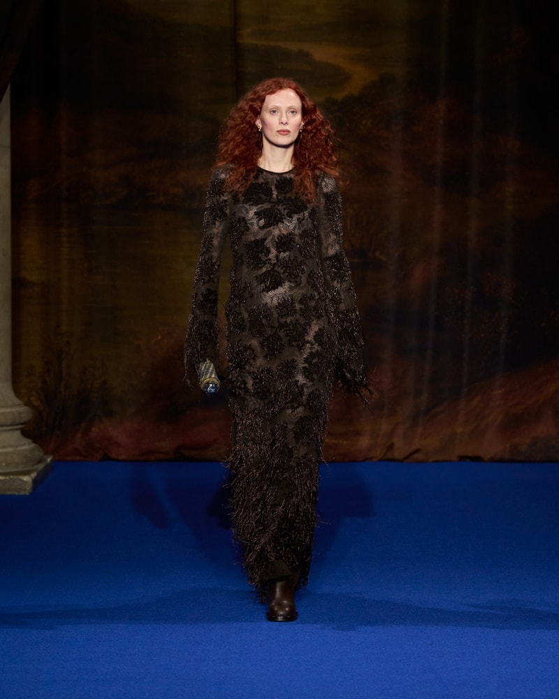 Burberry 2025 fall winter nyfw new york show runway online