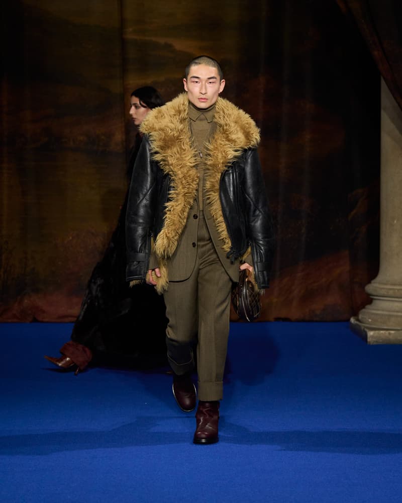 Burberry 2025 fall winter nyfw new york show runway online