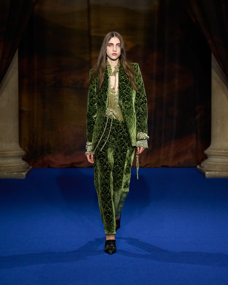 Burberry 2025 fall winter nyfw new york show runway online