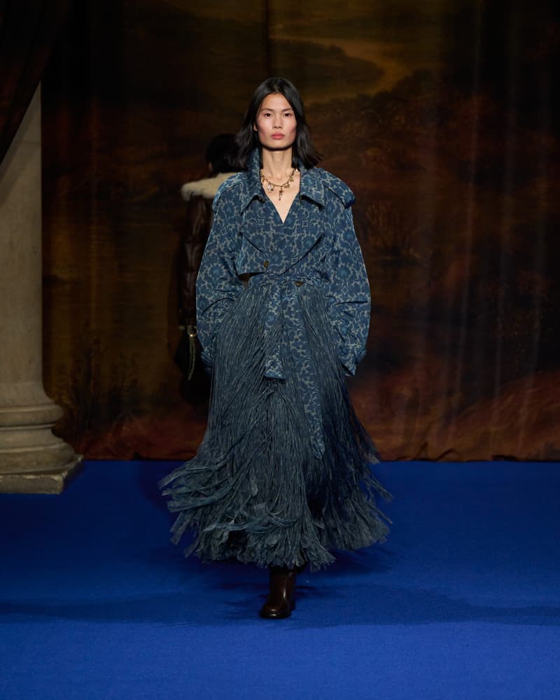 Burberry 2025 fall winter nyfw new york show runway online