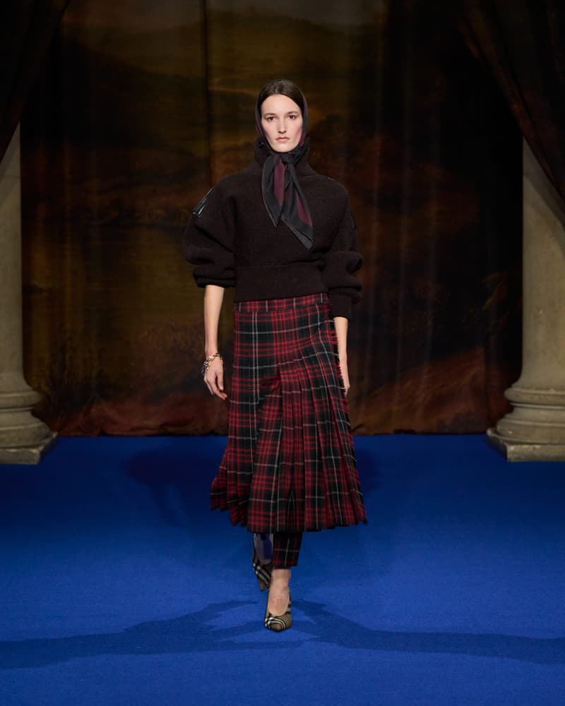 Burberry 2025 fall winter nyfw new york show runway online