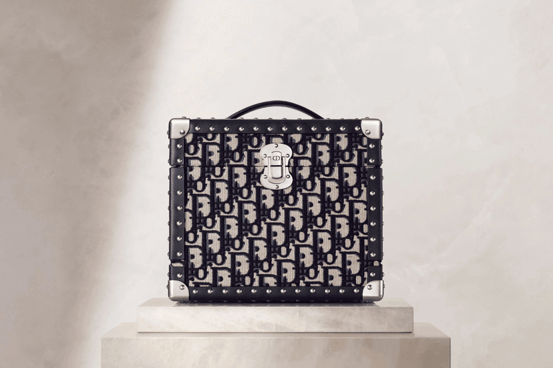 Dior Beauty Christian Dior Couture Case Limited Edition