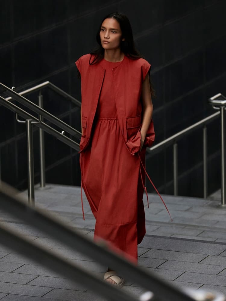 UNIQLO:C 2025 春夏港台販售資訊!簡約時髦 40+ 單品,這次還推出了運動服