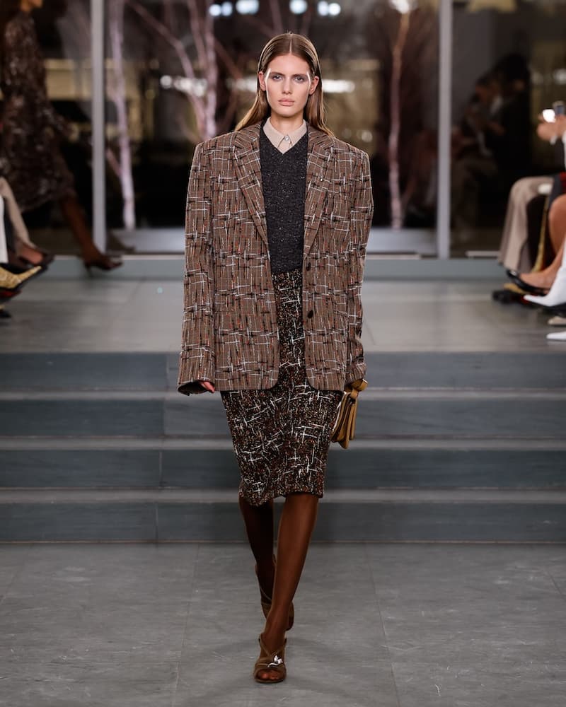 tory burch 2025 fall winter nyfw new york show runway online