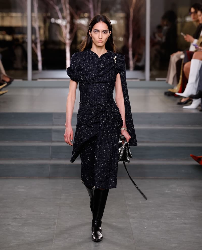 tory burch 2025 fall winter nyfw new york show runway online