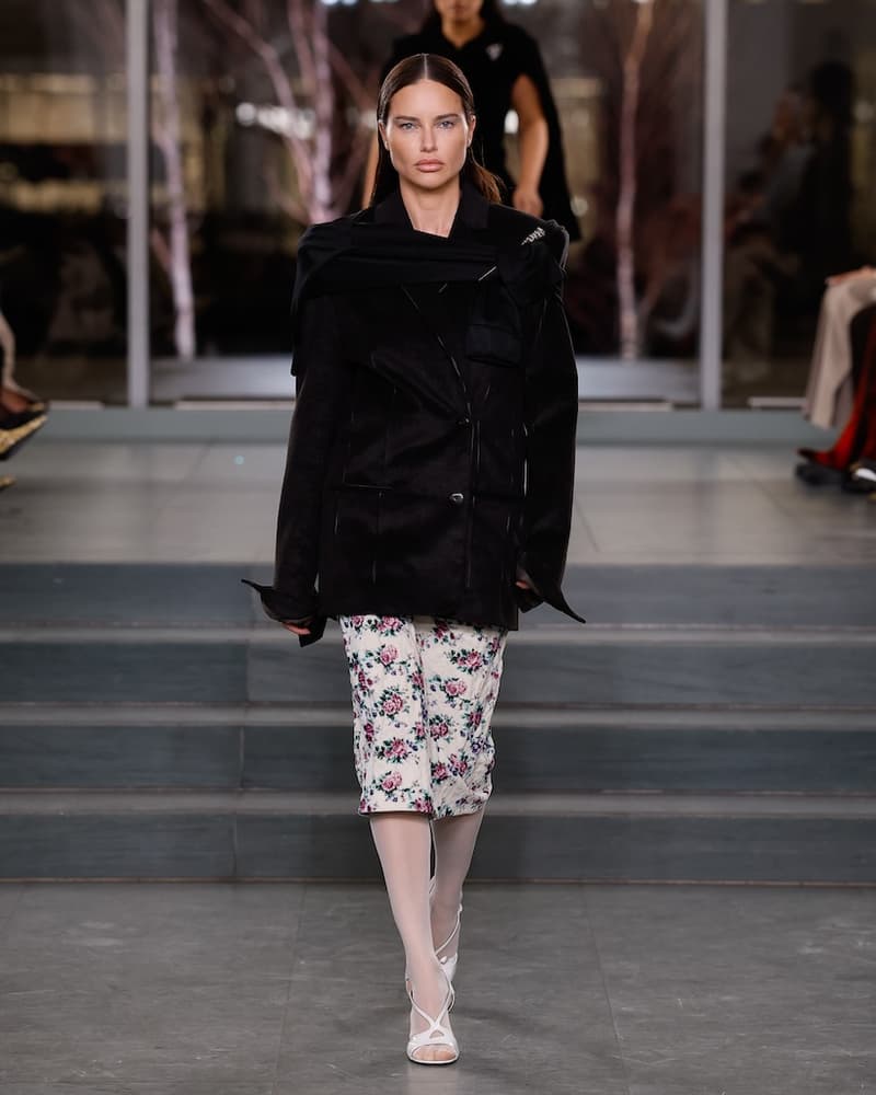 tory burch 2025 fall winter nyfw new york show runway online