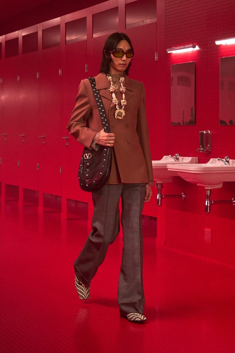 valentino vans paris 2025 fall winter runway toilet highlight