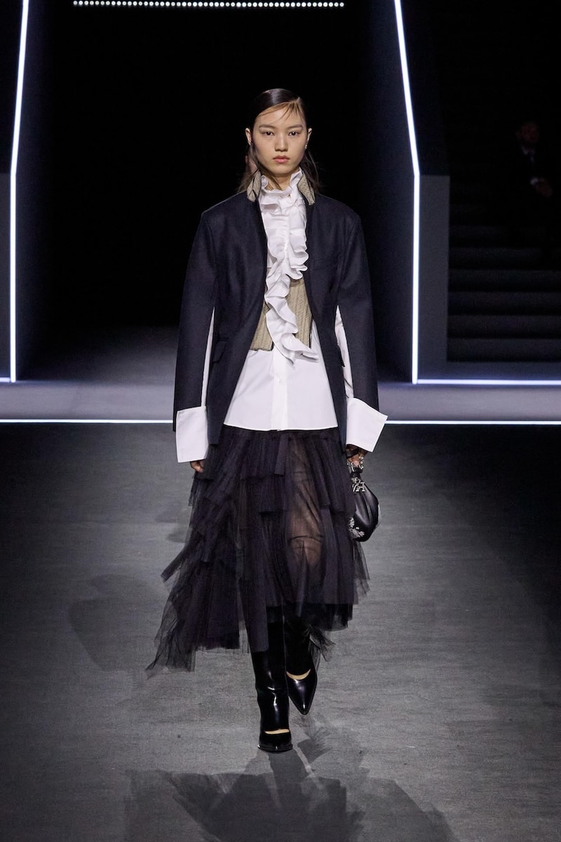 dior 2025 fall winter fashion show paris week pfw runway looks