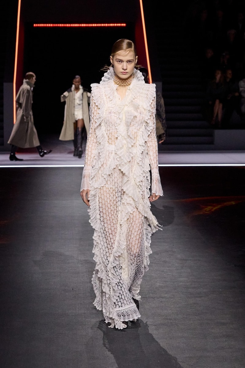 dior 2025 fall winter fashion show paris week pfw runway looks