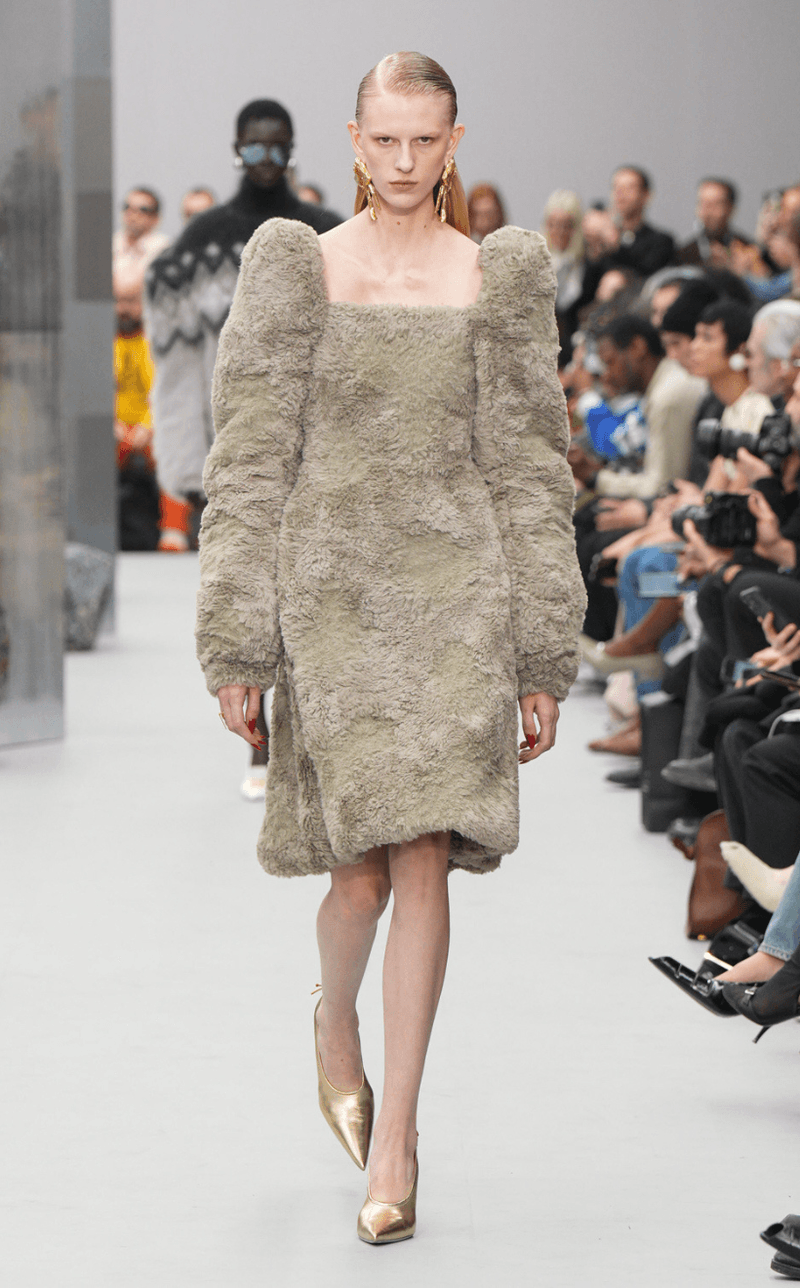Acne Studios 2025 fall winter PFW paris fashion week runway