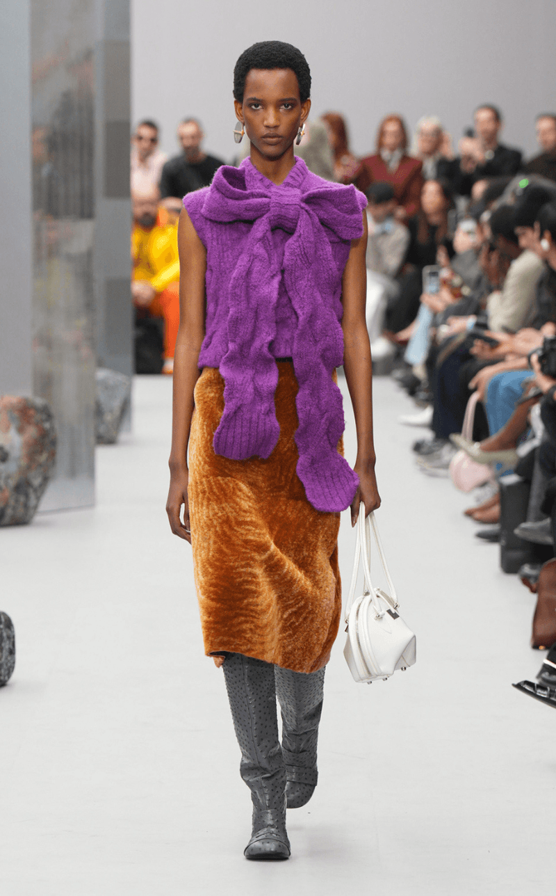 Acne Studios 2025 fall winter PFW paris fashion week runway