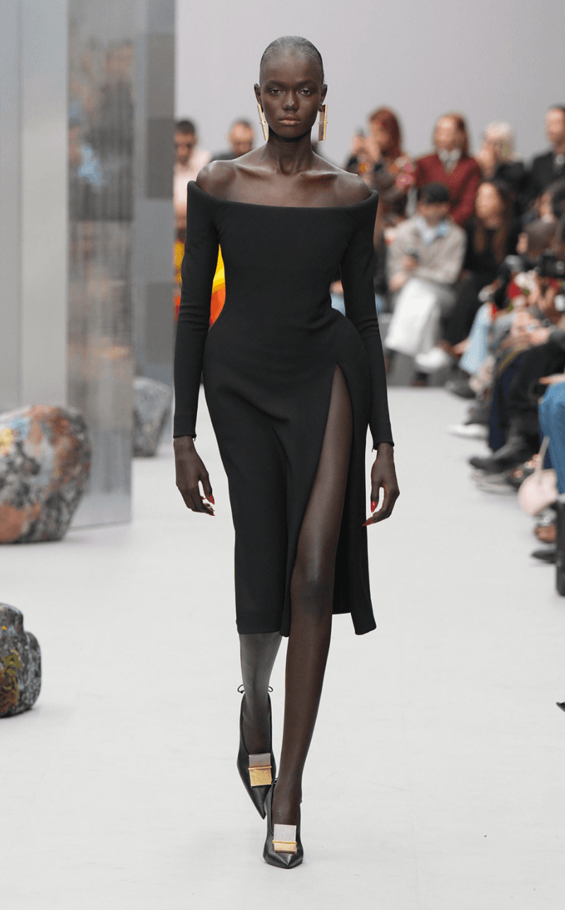 Acne Studios 2025 fall winter PFW paris fashion week runway