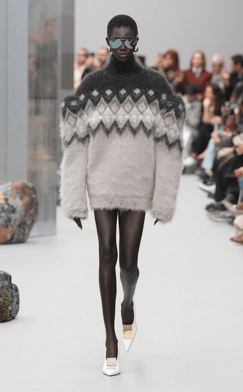 Acne Studios 2025 fall winter PFW paris fashion week runway