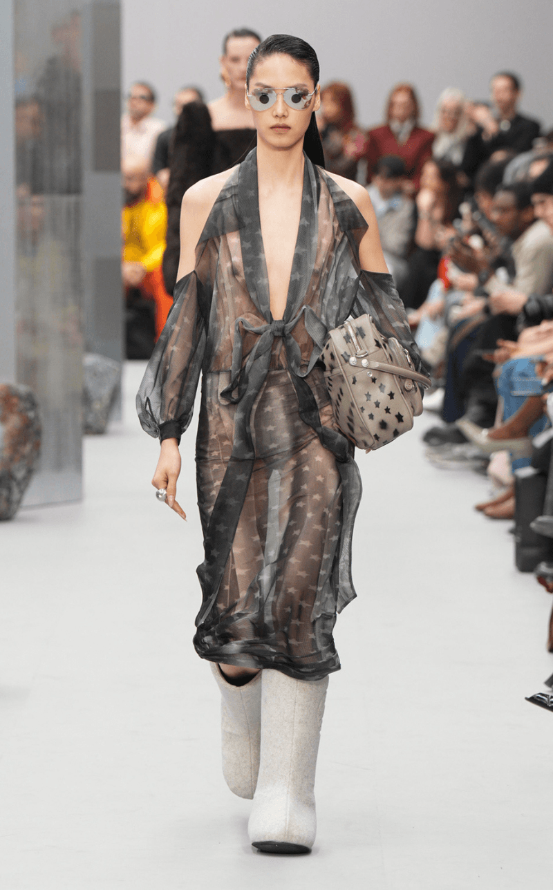 Acne Studios 2025 fall winter PFW paris fashion week runway