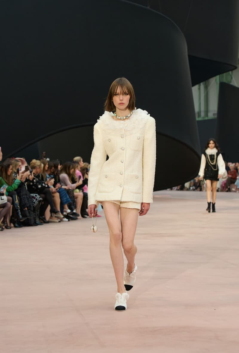 chanel 2024 fall winter paris fashion runway highlight online