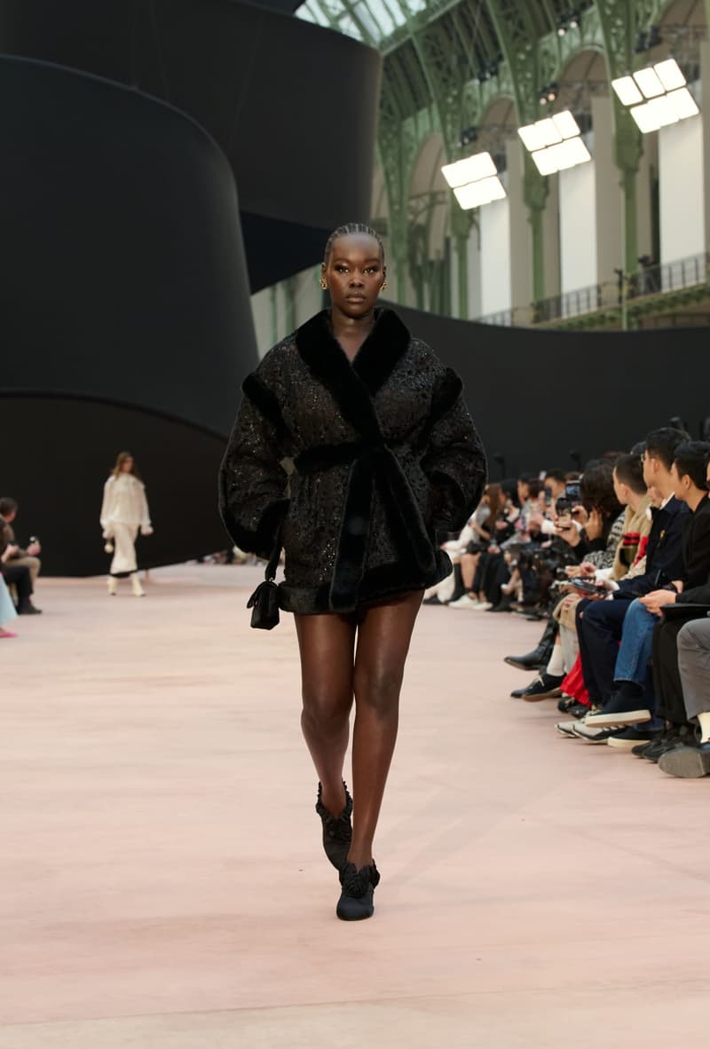 chanel 2024 fall winter paris fashion runway highlight online