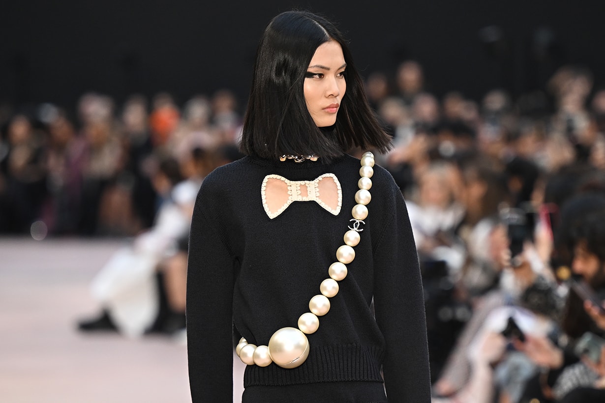 2025 fall winter fashion week trend highlight items popular 