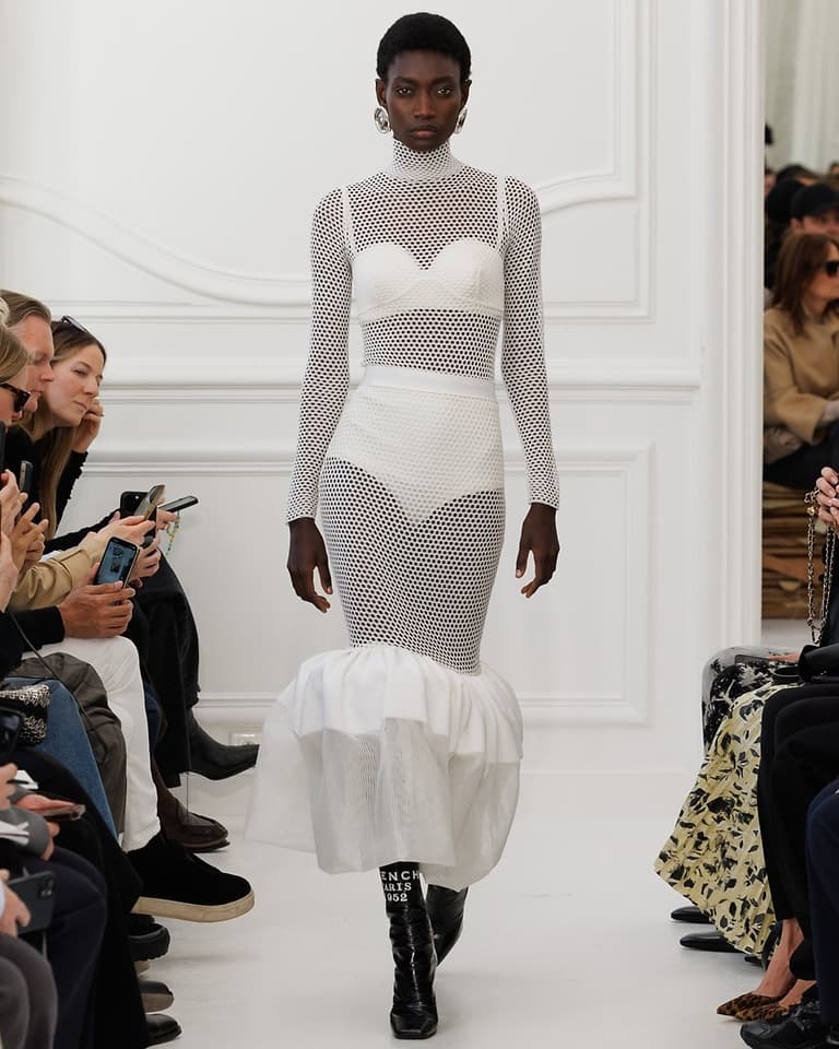 givenchy sarah burton 2025 fall winter paris runway looks