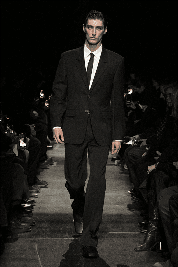 balenciaga FW25 runway-1