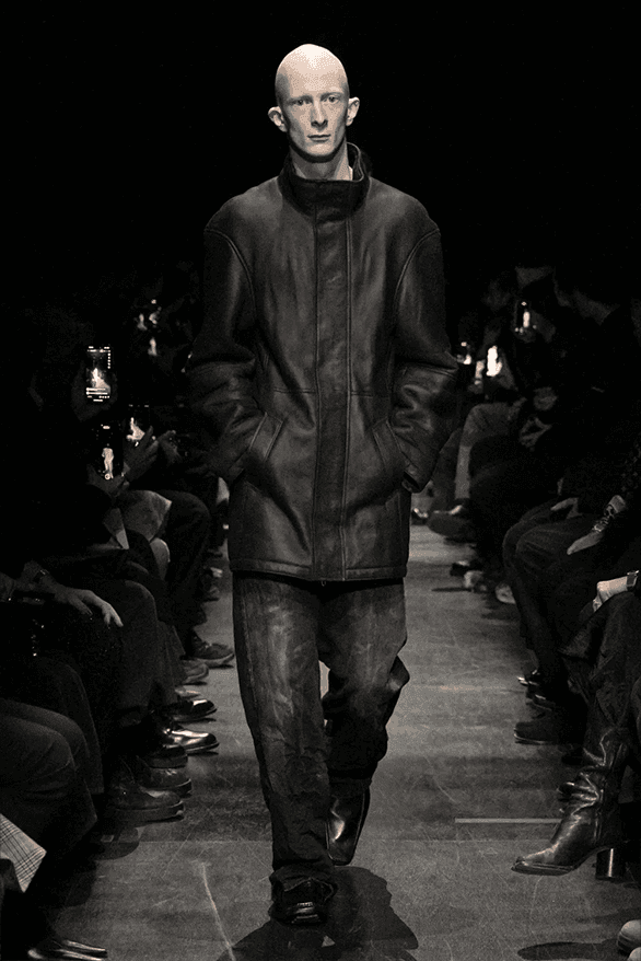 balenciaga FW25 runway-19