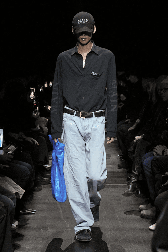 balenciaga FW25 runway-25