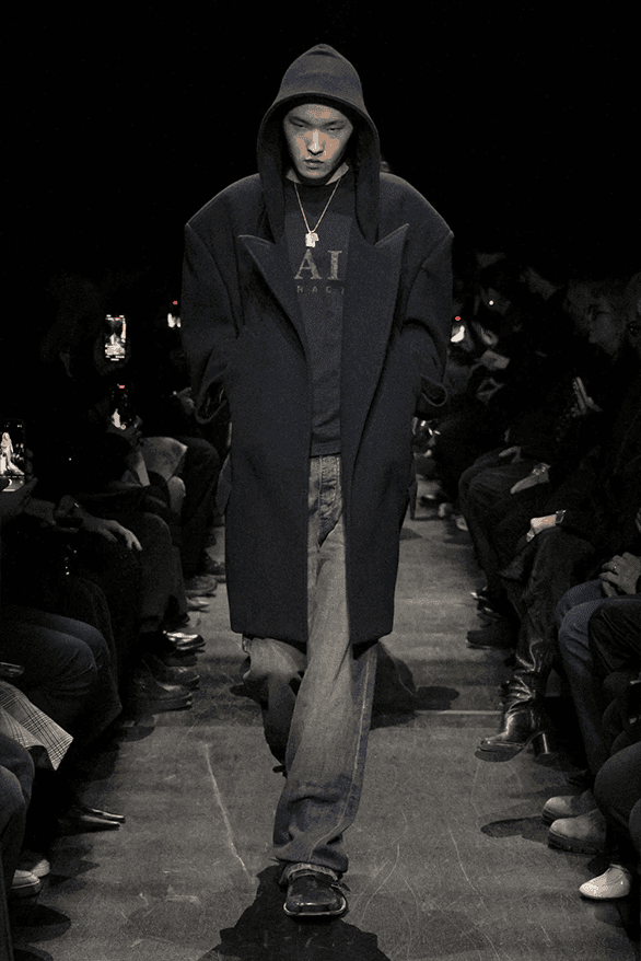 balenciaga FW25 runway-27