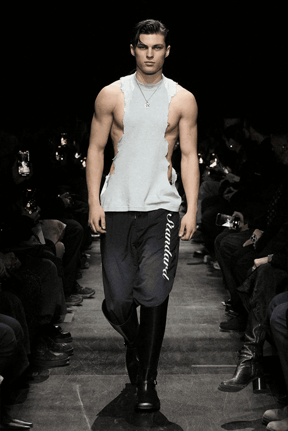 balenciaga FW25 runway-33