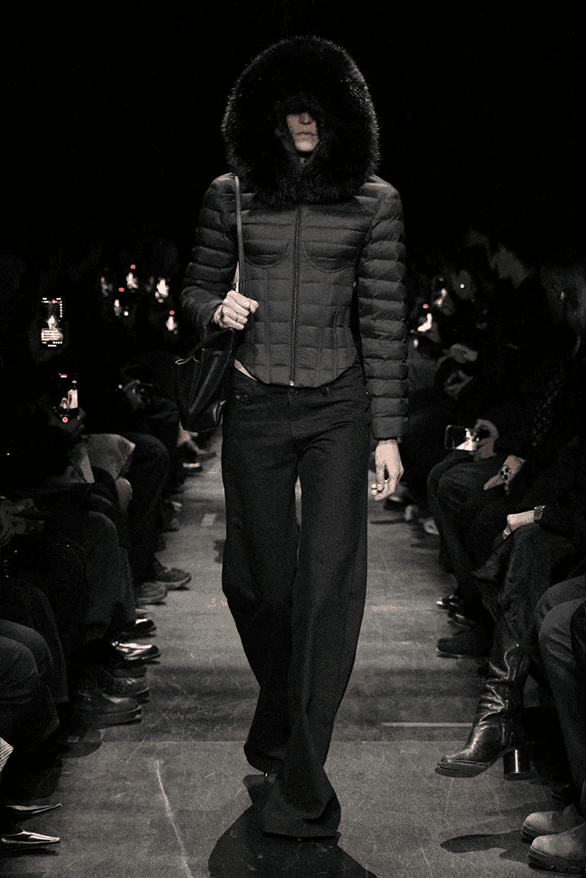 balenciaga FW25 runway-34