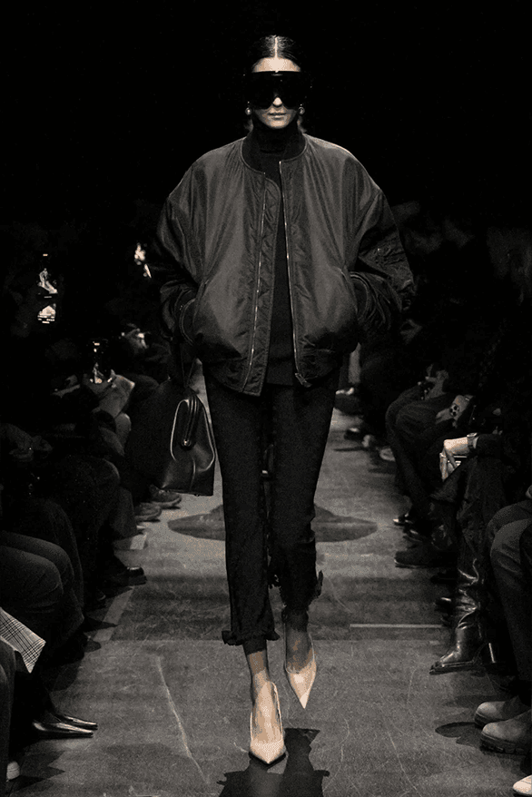 balenciaga FW25 runway-53