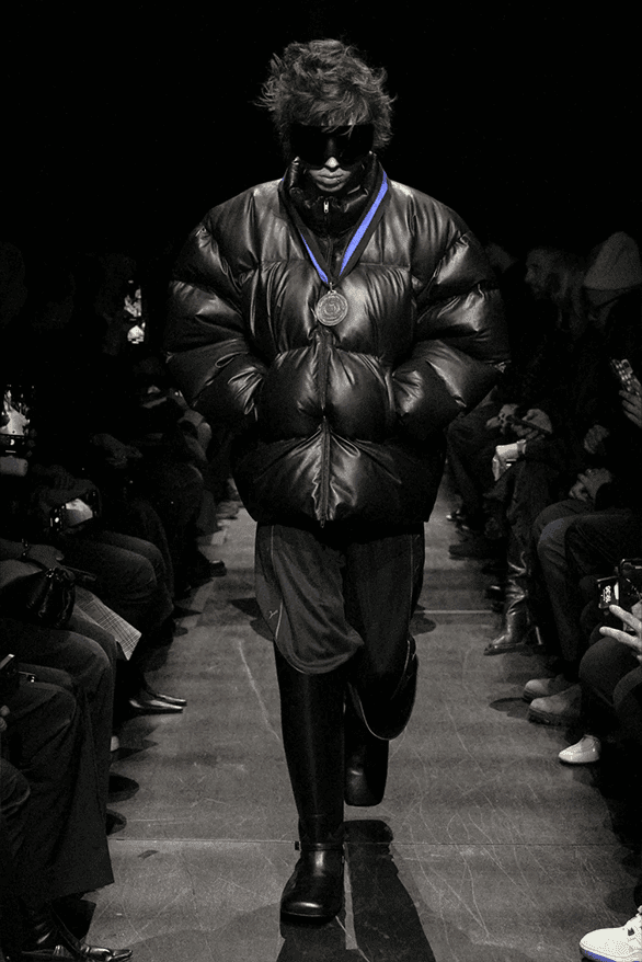 balenciaga FW25 runway-54