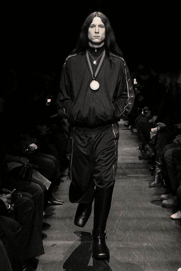 balenciaga FW25 runway-56