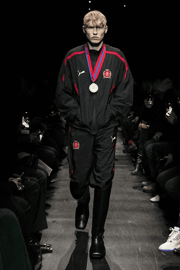 balenciaga FW25 runway-57