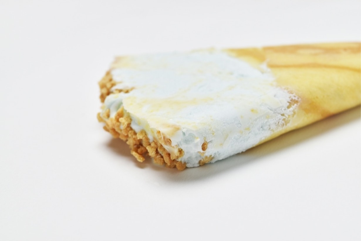 日本 7-11 上架 Gelato Pique Café 的超人氣可麗餅,一口雪糕、一口玉米脆片口感超豐富!