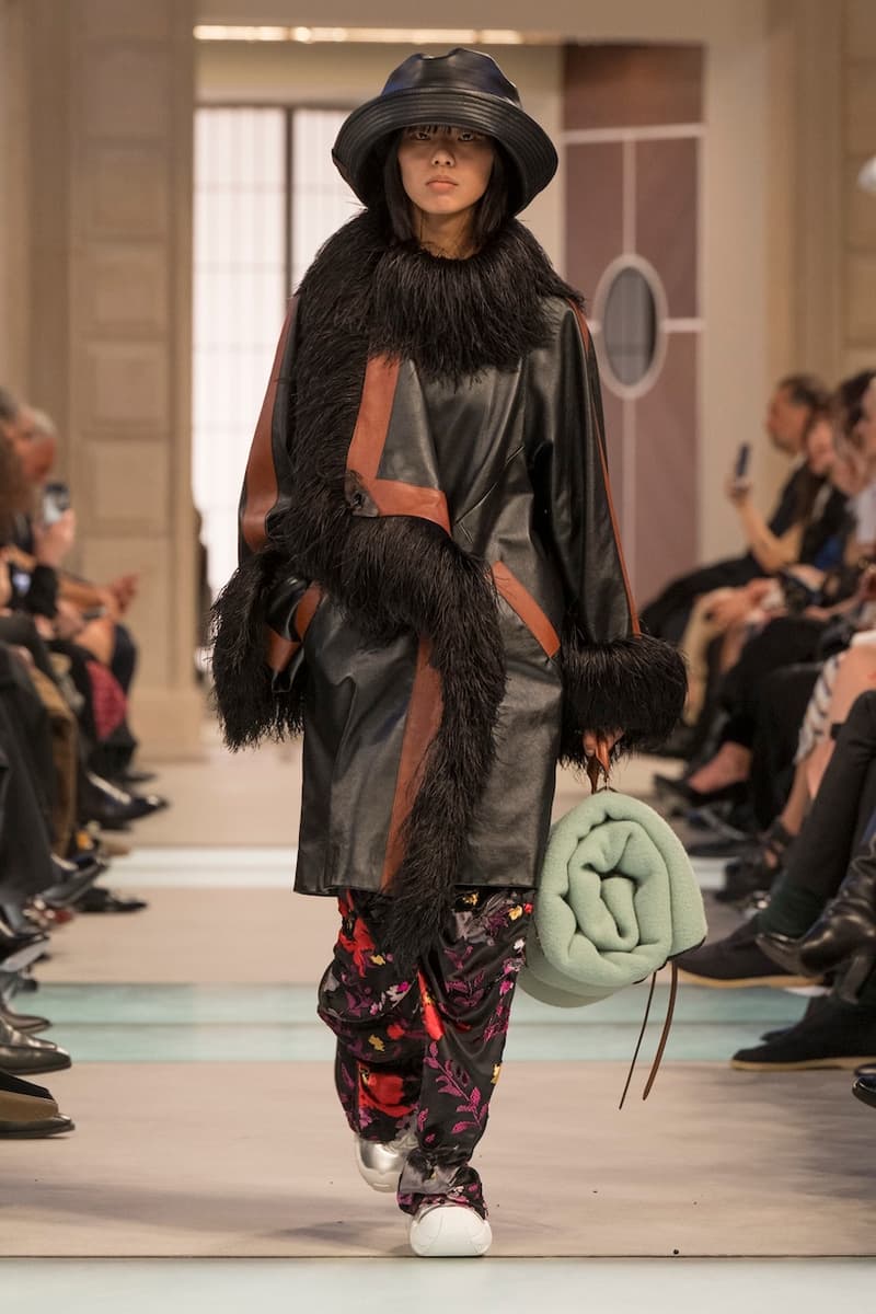 Louis vuitton 2025 fall winter handbags paris fashion runway highlight celeb