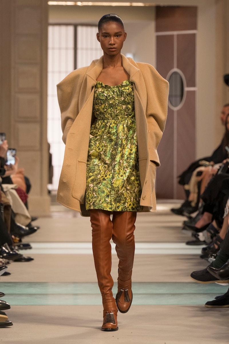 Louis vuitton 2025 fall winter handbags paris fashion runway highlight celeb