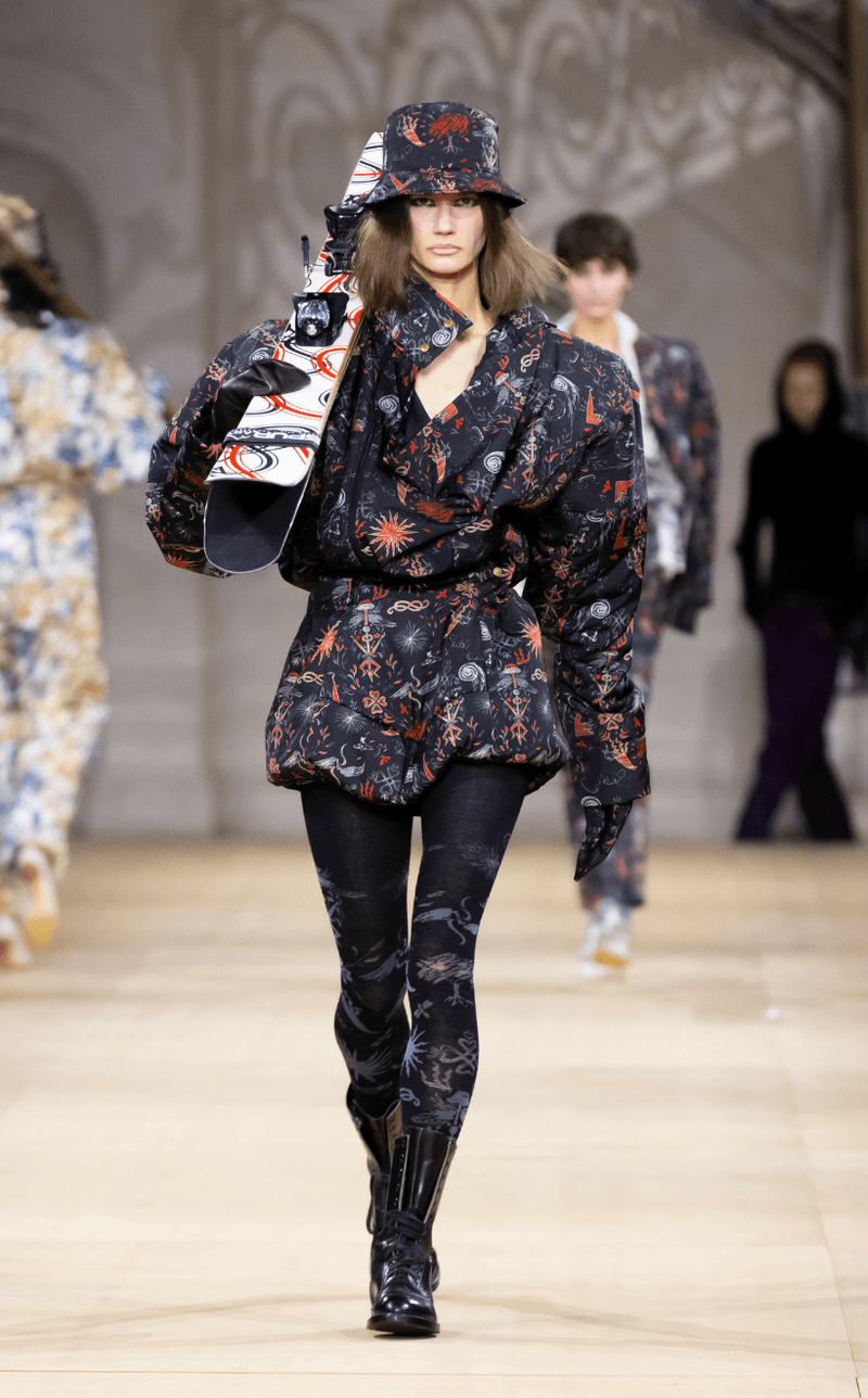 Vivienne Westwood 2025fw PFW Andreas Kronthaler